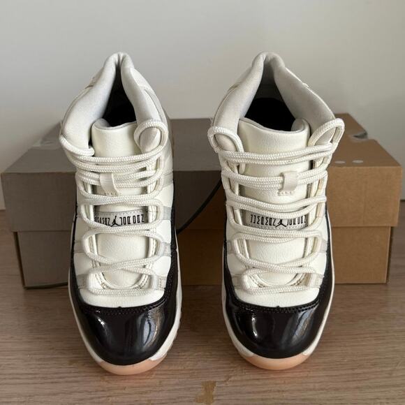 Nike Air Jordan 11 Retro ‘Neapolitan Brown’ Kids Sneakers- SZ 1.5 Y - Picture 7 of 13